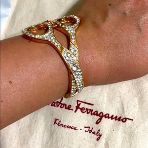 🖤Crystal scissor💕bangle bracelet